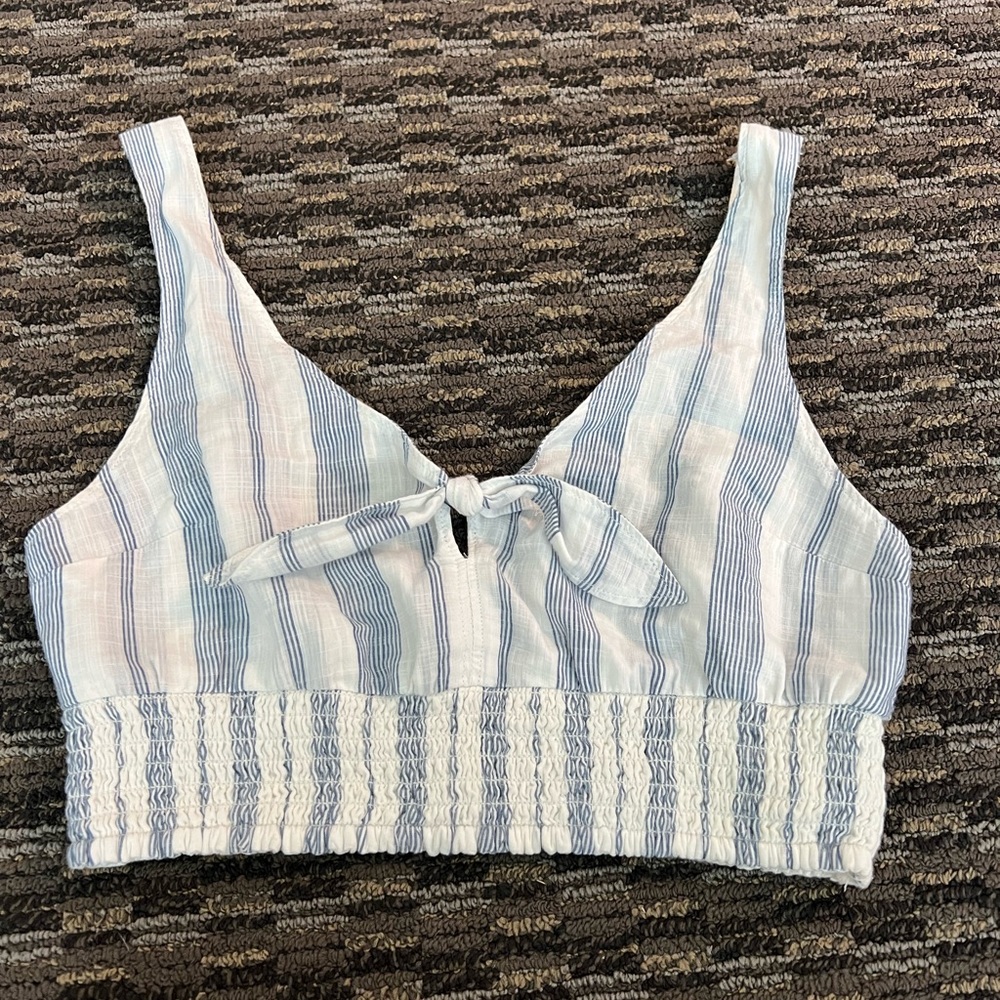 Blue and white stripe front tie crop top Abercrombie&Fitch size extra small